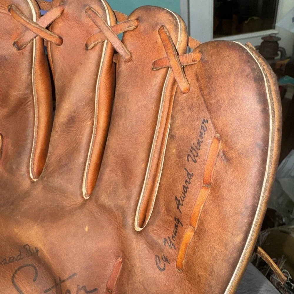VINTAGE BRUCE SUTTER‎ WILSON A2245 BASEBALL GLOVE MITT
